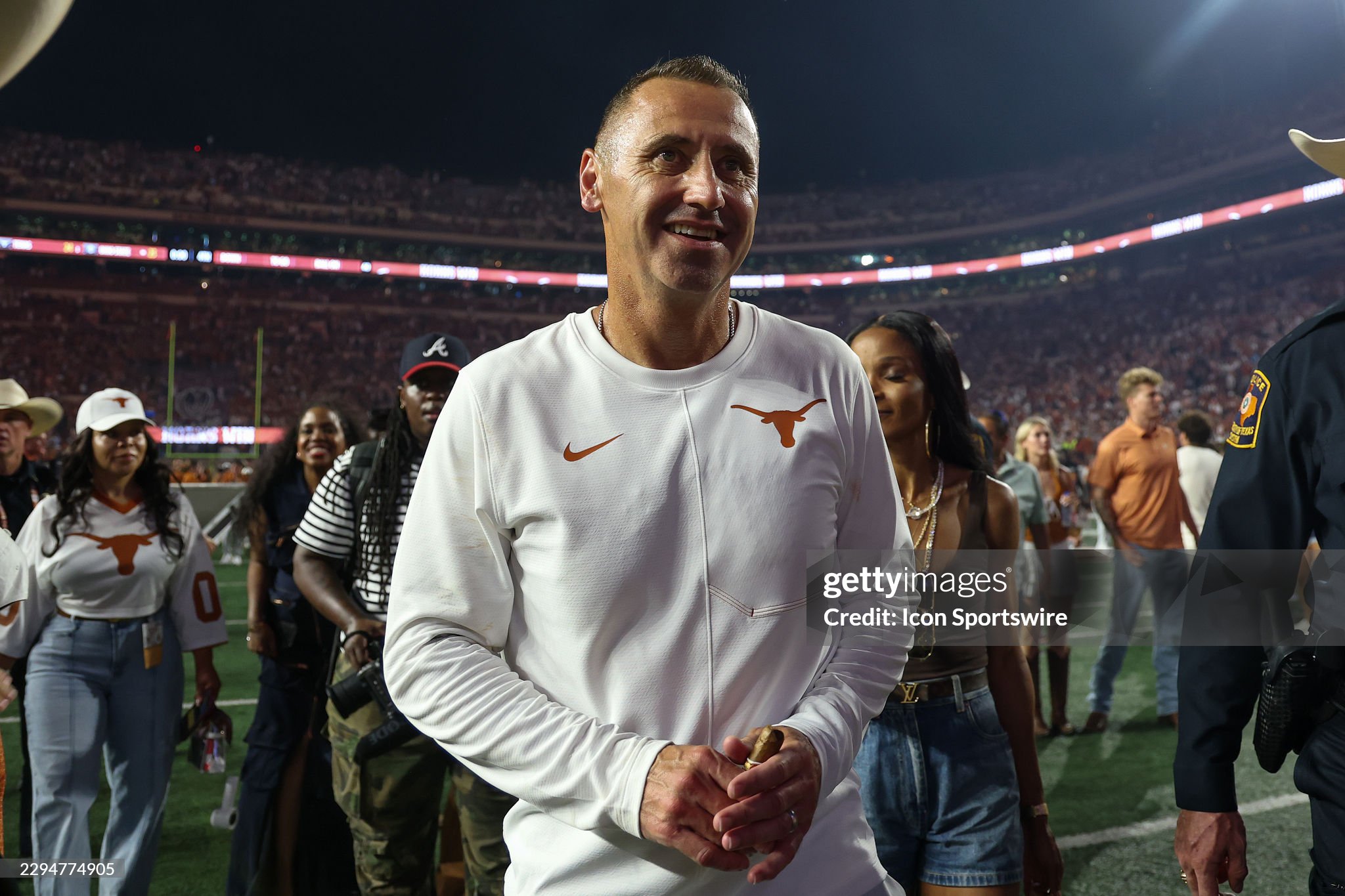 GDC Week 3 Top 25: Texas Takes No. 1 as Oregon and Oklahoma Tumble
