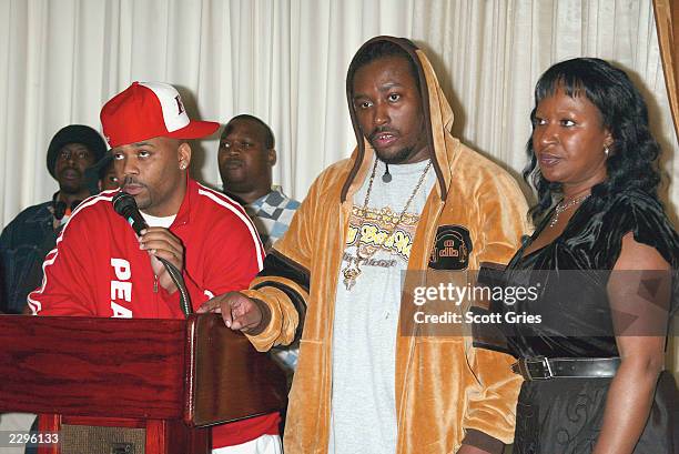 The Roc Rapper Eastpointe Damon Prison Photos and Premium High Res Pictures - Getty Images