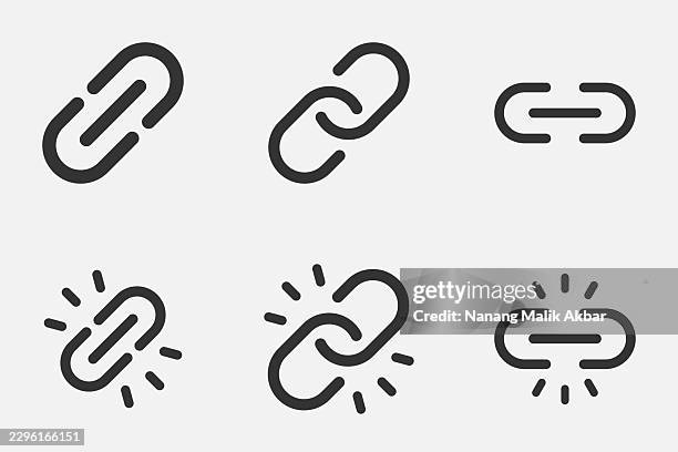 link chain icon set - broken chain stock illustrations
