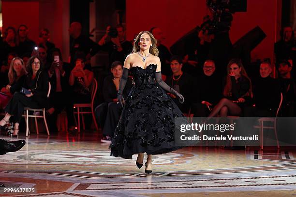 Jennifer Lopez walks the runway during Vogue World: Milano 2026 at Galleria Vittorio Emanuele II on September 22, 2026 in Milan, Italy.
