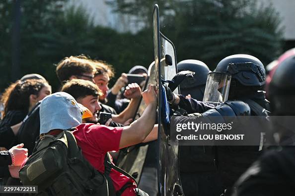 TOPSHOT-FRANCE-POLITICS-EDUCATION-DEMO TOPSHOT-FRANCE-POLITICS-EDUCATION-DEMO