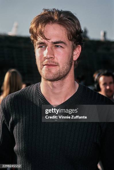 James Van Der Beek James Van Der Beek