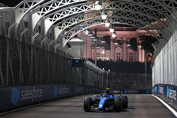 Carlos Sainz of Spain driving the Williams FW48 Mercedes on track during Sprint Qualifying ahead of the F1 Grand Prix of Singapore at Marina Bay...
