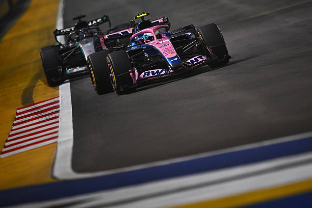 Franco Colapinto of Argentina driving the Alpine F1 A526 Mercedes on track during the F1 Grand Prix of Singapore at Marina Bay Street Circuit on...