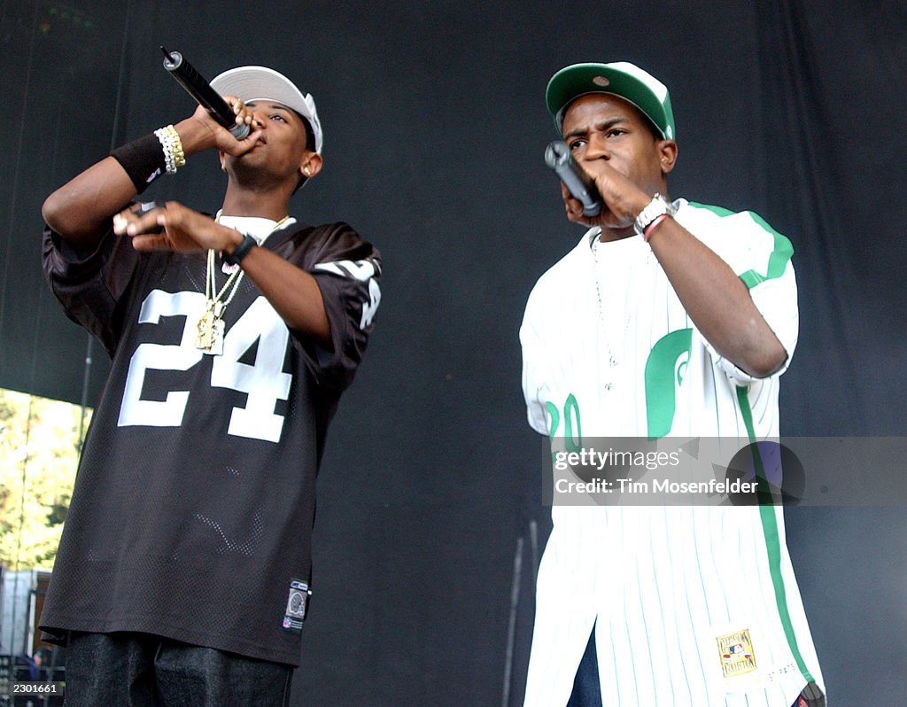 Fabolous Rapper 2002 Fabolous performing part of his