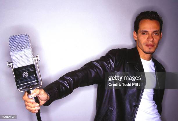 Latino singer, Marc Anthony poses for a portrait at Sony Studios in New York City on Wednesday, August 25, 1999. Todd Plitt/Imagedirect