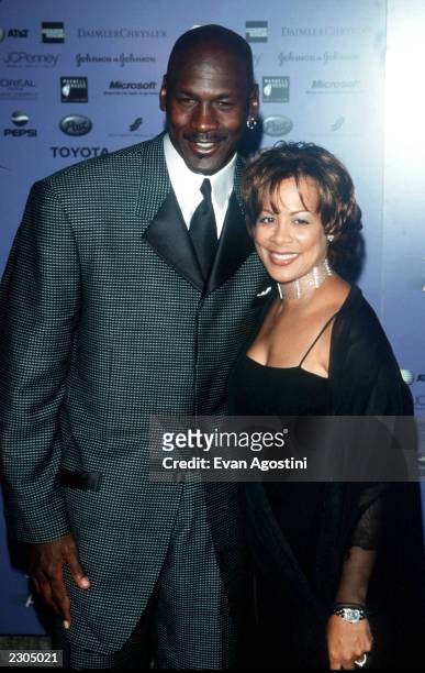 New York City Essence Awards 2000 at Radio City Music Hall. Honoree Michael Jordan with wife Juanita. Photo by Evan Agostini/ImageDirect