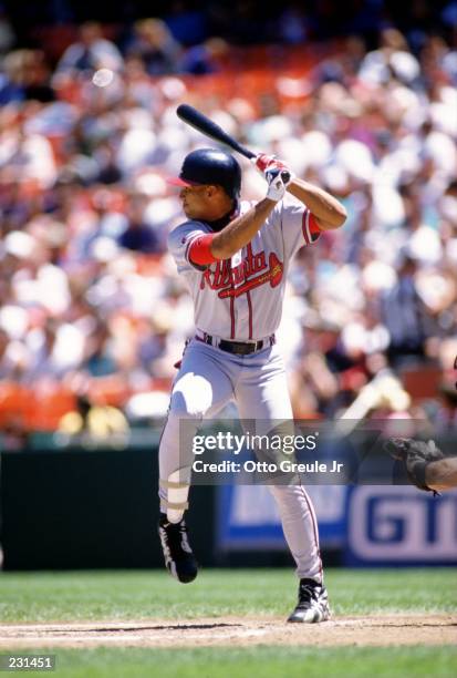 ATLANTA RIGHT FIELDER DAVID JUSTICE STEPS TO SWING DURING THE BRAVES 5-1 VICTORY OVER THE SAN FRANCISCO GIANTS AT CANDLESTICK PARK IN SAN FRANCISCO,...