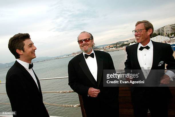Director Alexander Payne, actor Jack Nicholson and producer Harry Gittes at the "About Schmidt" Pre-Premiere party at Carlton Beach during the 55th...