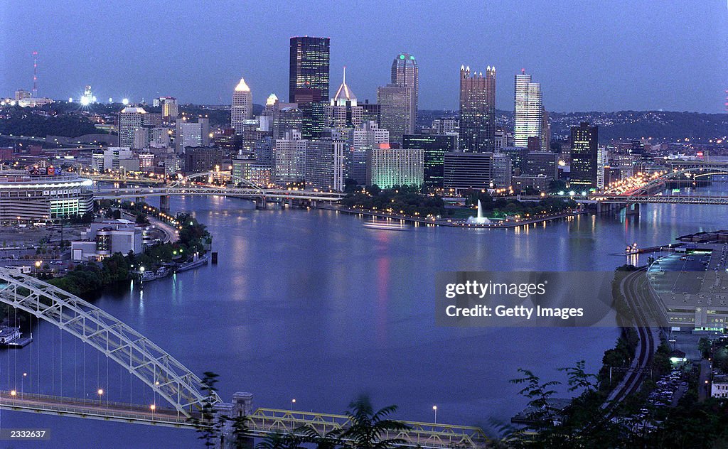 Pittsburgh Skyline At Dusk 