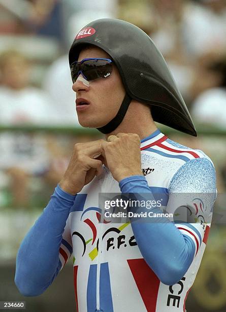 Phillipe Ermenault of France prepares for his heat in the mens individual pursuit at the Stone Mountain Velodrome at the 1996 Centennial Olympic...