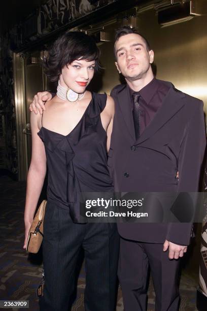 Milla Jovovich and John Frusciante of Red Hot Chili Peppers at the 2000 MTV Video Music Awards live from Radio City Music Hall in New York City....
