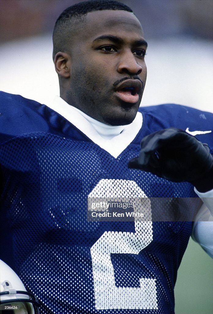 Running back Mike Archie of Penn State during the Nittany Lions 27-17 ...