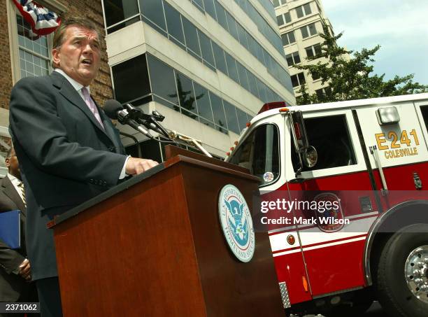 Tom Ridge Ice 65 Washington Firehouse No 5 Stock Photos, High-Res Pictures, and ...
