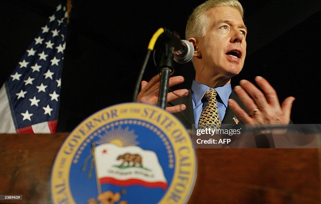 California Governor Gray Davis speaks to