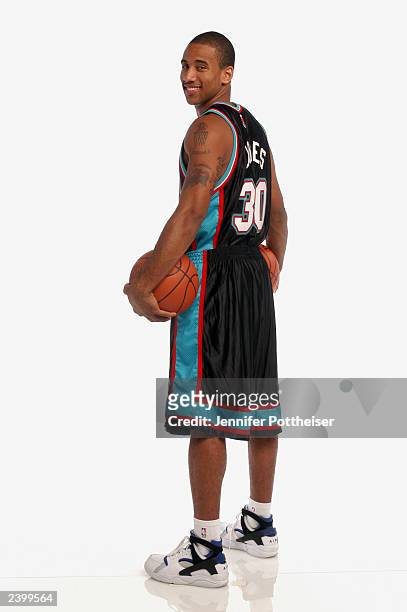 Dahntay Jones of the Los Angeles Clippers poses during a NBA rookie photo shoot at the MSG training facility in Tarrytown, New York on August 7,...