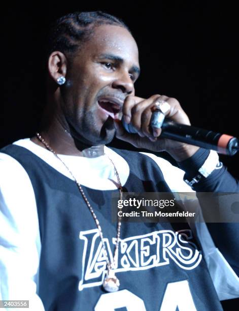 Thee R. Kelly 48 R Kelly Chocolate Factory Tour Stock Photos, High-Res Pictures, and ...