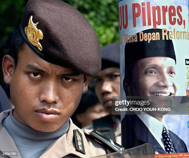 Amen Rais 108 Amien Rais Photos Stock Photos, High-Res Pictures, and Images ...