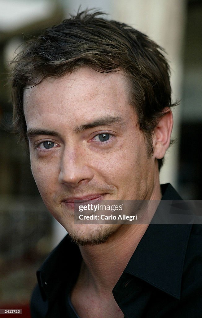Jason London Build Actor Jason London arrives for the premiere of the movie Wasabi Tuna ...