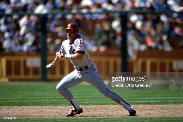 Third baseman Mike Schmidt of the Philadelphia Phillies runs to base during the 1989 season MLB game against the San Francisco Giants at Candlestick...