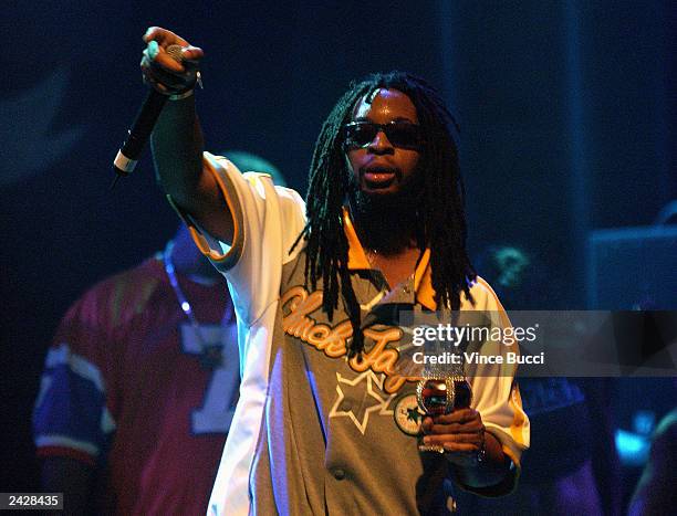Rap musician Lil Jon and the East Side Boyz perform during the MTV Video Music Awards Sideshow at the House of Blues on August 25, 2003 in Los...