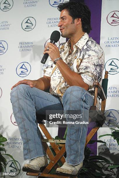 Latin singer Chayanne answers questions during the e-Latin Grammy Carreras y Musica program held at Miami Dade Community College Friday August 29,...