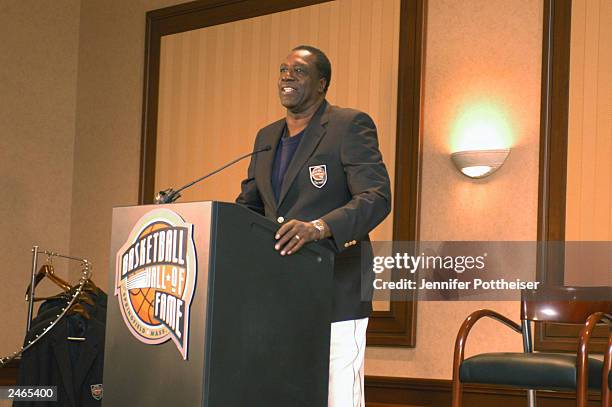 Harlem Globetrotter great and 2003 Basketball Hall of Fame inductee Meadowlark Lemon speaks to the media at a press conference for the 2003 Hall of...