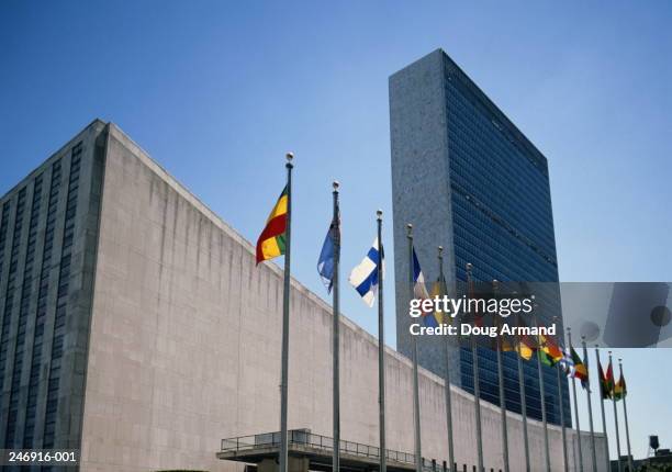 usa,new york,united nations building - edificio de las naciones unidas fotografías e imágenes de stock