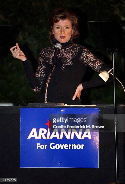 Candidate Arianna Huffington attends the fundraiser to support her gubernatorial campaign at the Lawrence Bender estate on September 9, 2003 in Bel...