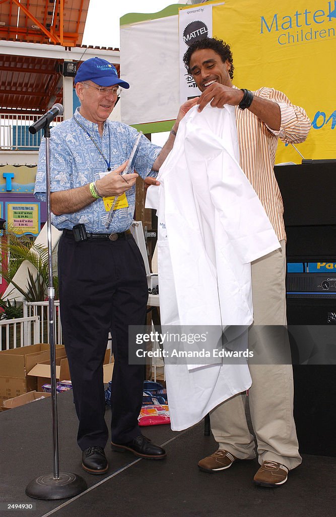 Rick Fox at the "Party on the Pier"