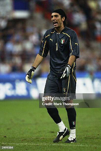 Gianluigi Buffon of Italy in action during the Euro 2004 Qualifying Group 9 match between Italy and Wales on September 6, 2003 at the San Siro in...
