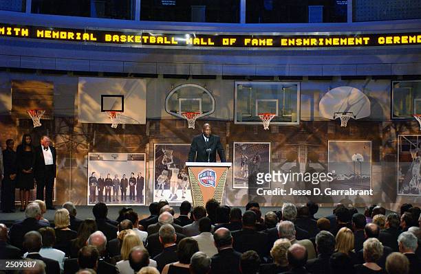 9,268 Naismith Memorial Basketball Hall Of Fame Photos & High Res Pictures  - Getty Images
