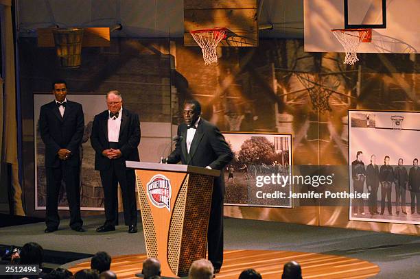 Harlem Globetrotter "Clown Prince" Meadowlark Lemon speaks at the Basketball Hall of Fame Enshrinement Ceremony on September 5, 2003 in Springfield,...