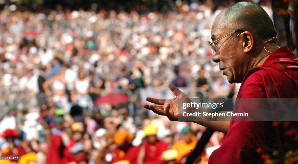 Dalai Lama Gives Free Lecture In Central Park