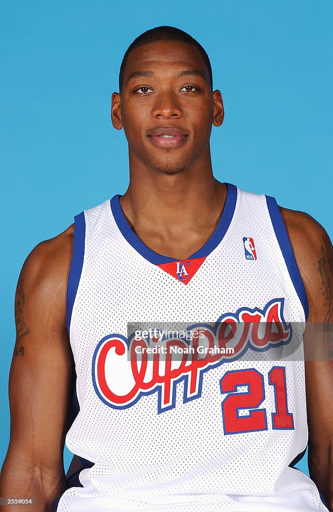 Bobby Simmonds Bobby Simmons of the Los Angeles Clippers poses for a portrait during ...