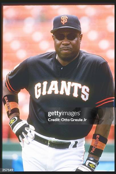 San Francisco Giants manager Dusty Baker stands on field before game against the Atlanta Braves at Candlestick Park in San Francisco, California....
