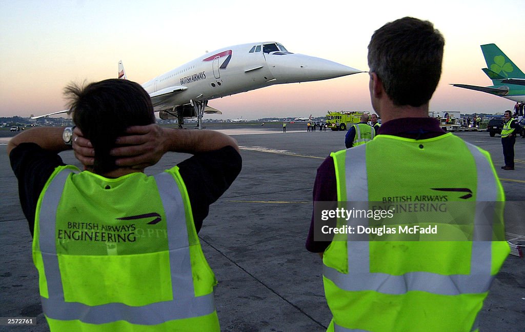 Concorde Makes Farewell Visit To Boston