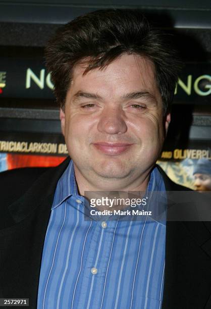Actor Oliver Platt arrives for the premiere of "Pieces of April" at the Sunshine Theatre October 8, 2003 in New York City.