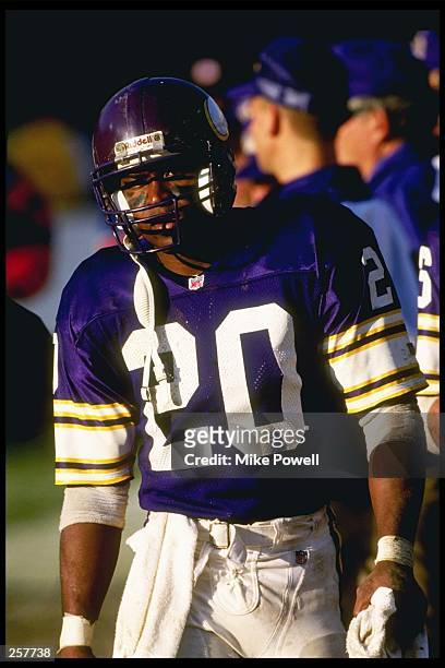 Running back Darrin Nelson of the Minnesota Vikings looks on during a game against the Phoenix Cardinals at Sun Devil Stadium in Tempe, Arizona. The...