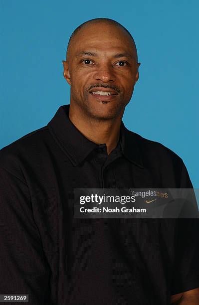 Lakers Coaches Jim Cleamons Photos and Premium High Res Pictures