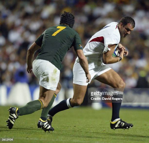 Martin Johnson, the England captain takes on Joe van Niekerk of South Africa during the Rugby World Cup Pool C match between South Africa and England...