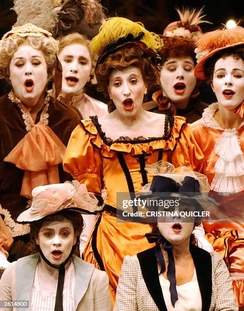 Faust Singer 4,188 The Singer Of Seville Stock Photos, High-Res Pictures, and Images ...