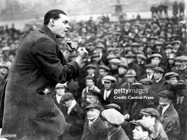Hannington Wal Hannington Photos and Premium High Res Pictures - Getty Images