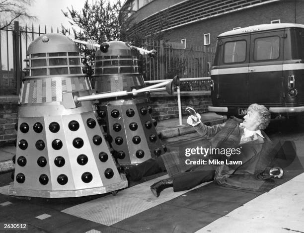 Jon Pertwee outside the television centre at Shepherds Bush to publicise the fact that a new series of 'Dr. Who' is shortly to be televised. He will...
