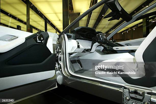 DaimlerChrysler Corp displays the company's new concept car Mercedez-Benz SLR McLaren interior at the Tokyo Motor Show in Makuhari, East of Tokyo...