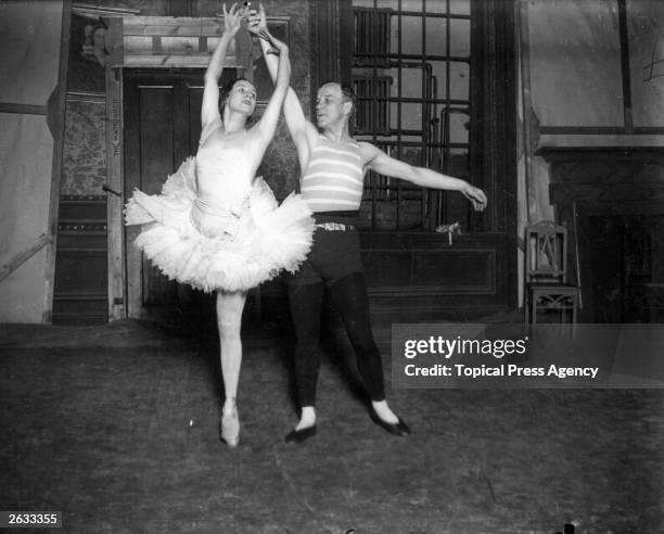 Russian ballet dancer Anna Pavlova rehearing with her partner Alexandre Volsinine. She and her company are performing at the Golder's Green...