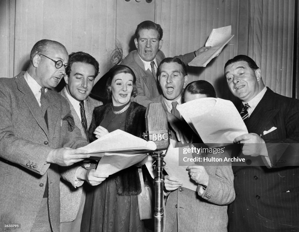 Ted Ray Roles British comedian Ted Ray with Leslie Perring, Peter Sellers, Kitty ...