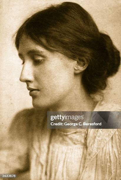 English novelist and critic Virginia Woolf.