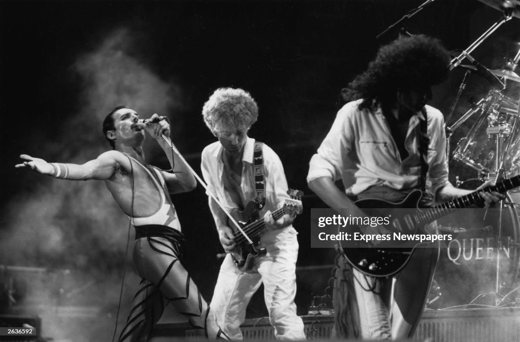 Queen Live