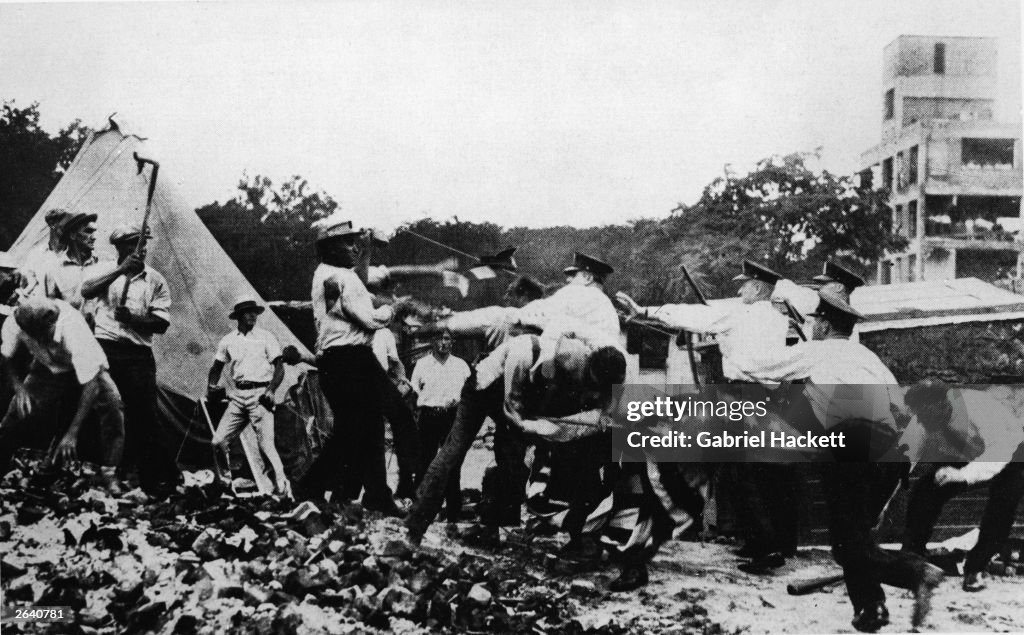 Police Attack Bonus Marchers